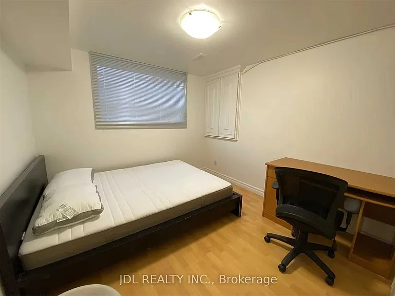 857 Westlock Rd #LOWER — Photo 5
