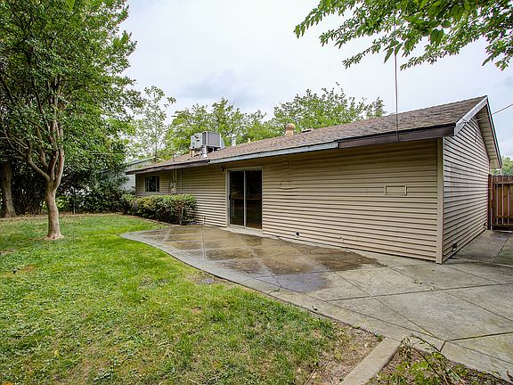 5th image of 8016 Glen Park Ave