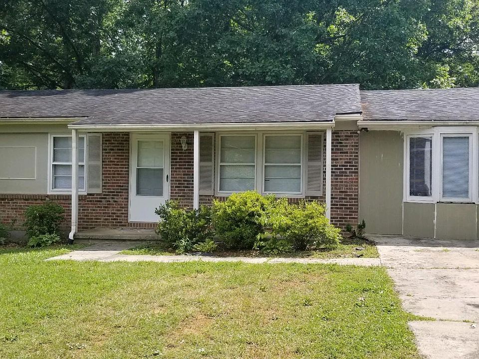 2nd image of 975 Southland Dr