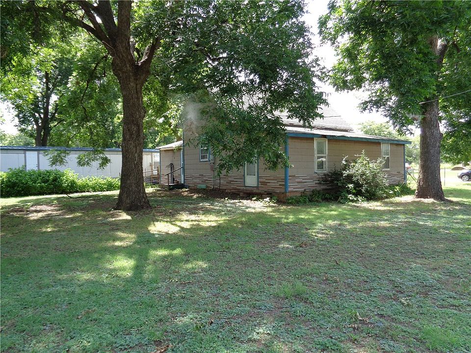 2nd image of 924 Ohio Ave