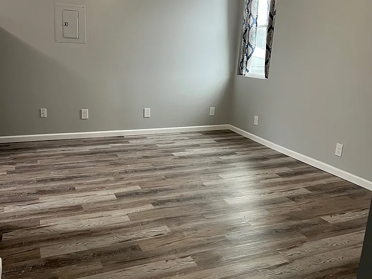 502 W Shelby St #D — Photo 9