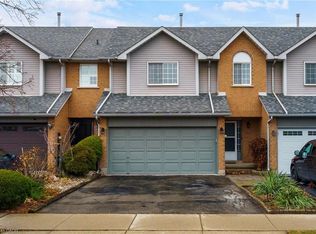 85 Chelsea Cres, Hamilton, ON L8E 5R8