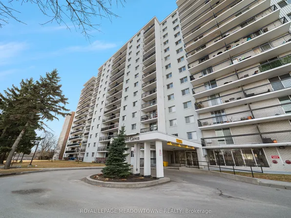 1100 Caven St #Penthouse 8, Mississauga, ON L5G 4N3