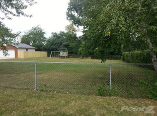 3806 Glen Flora Ave, Gurnee, IL 60031