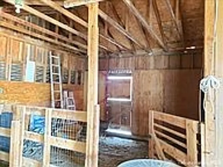 20351 Tamarac Dr — Photo 4