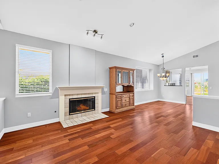 11553 Scripps Creek Dr — Photo 3