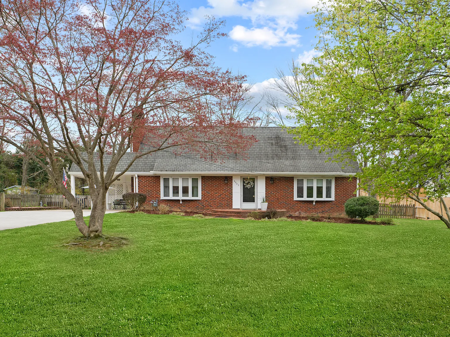 4 bed, 1802 sqft, $4,100 — Photo 1