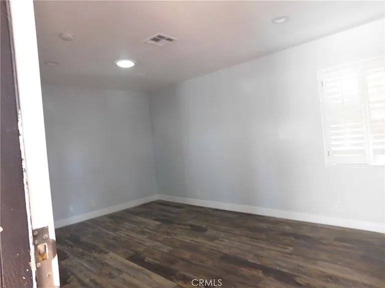 10414 Dorothy Ave — Photo 4