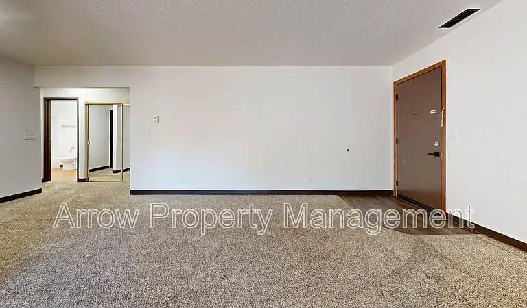 201 E Arbor Ave #302E — Photo 2