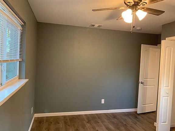5th image of 2602 Audubon Pl Unit B
