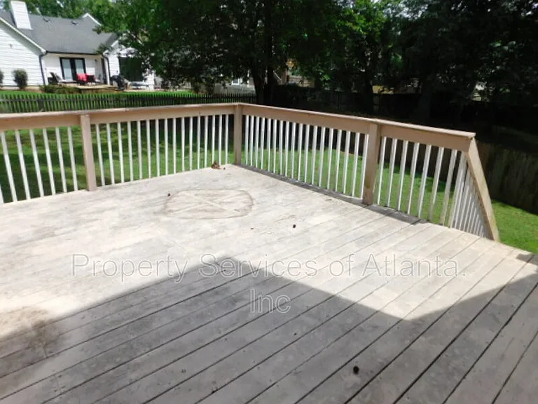 4910 Baker Ridge Pl — Photo 24