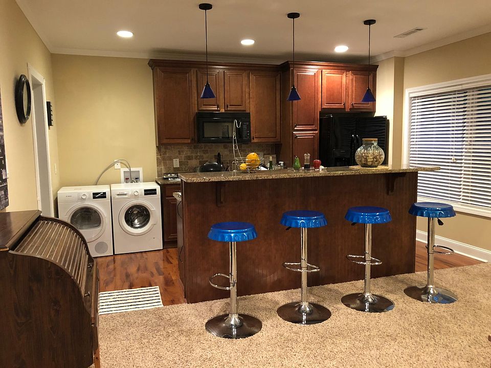 2nd image of 500 Cobblestone Creek Ct