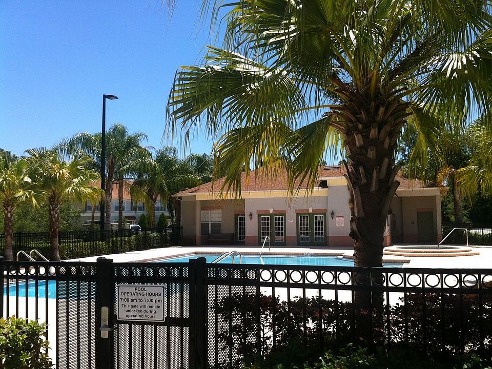 2nd image of 4782 Everglades Cir