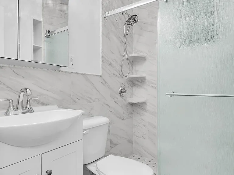 101 W 74th St #4E — Photo 10