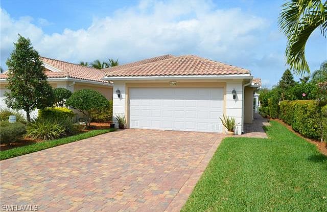 1st image of 15424 Orlanda Dr
