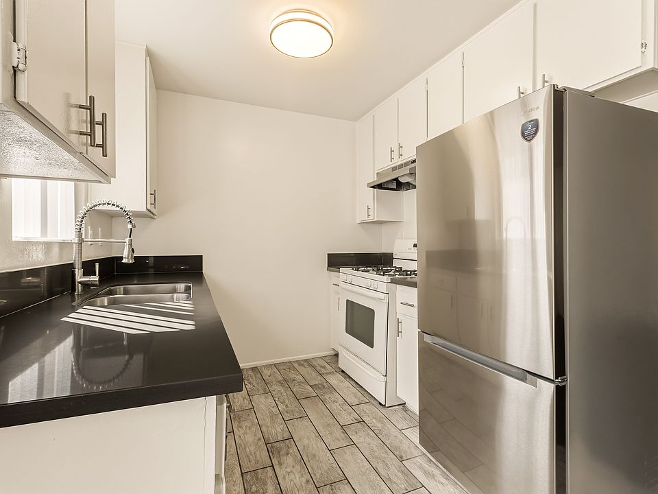 1st image of 22407 Denker Ave APT 7
