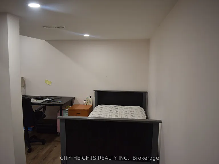 28 Fern Ave — Photo 26