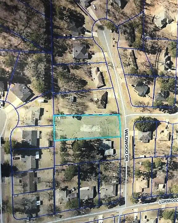 1st image of 2610 Wildwood Dr