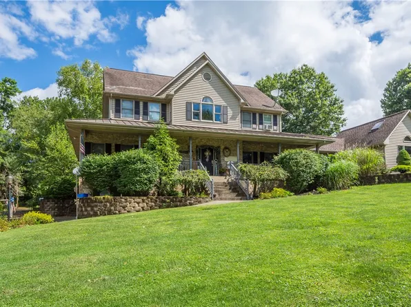 230 Sundust Rd, Eighty Four, PA 15330