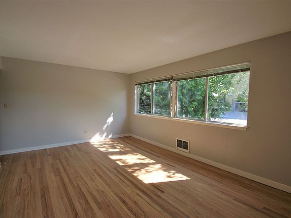 3rd image of 8735 Greenwood Ave N #1