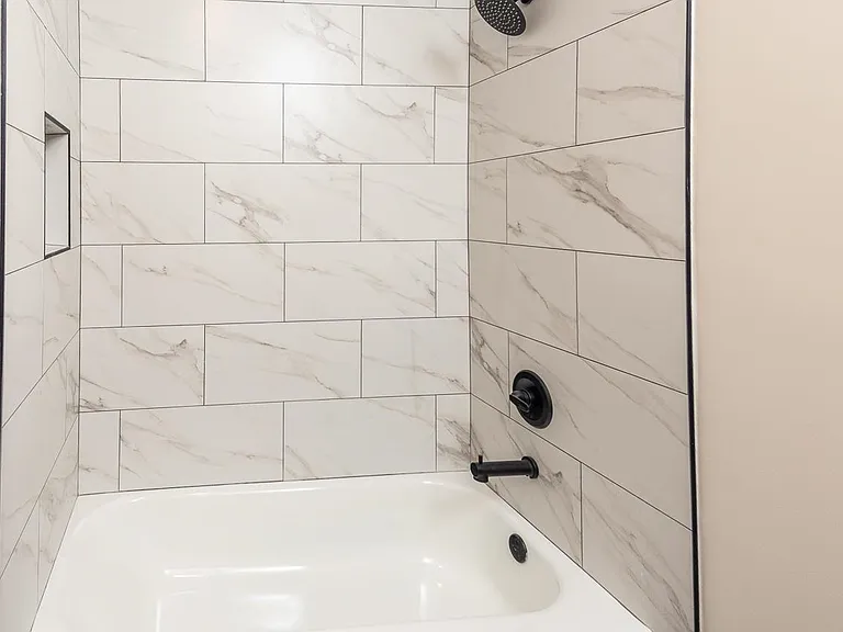 1888 Manila Ave — Photo 13