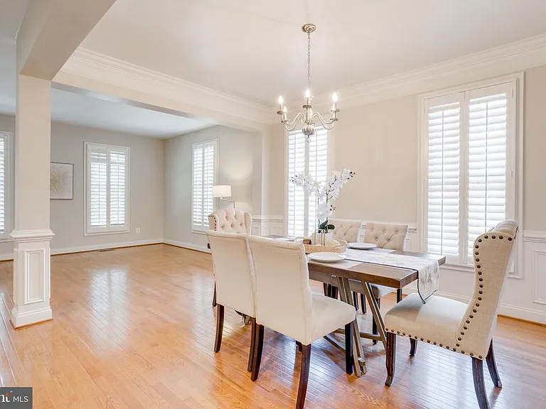 8320 Dockray Ct — Photo 12