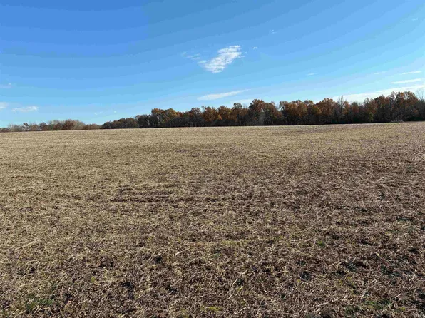 334 N Decker Rd, Boonville, IN 47601