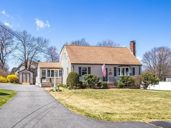 47 Irving Dr, Walpole, MA 02081