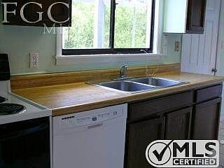 5th image of 1475 Court Pl