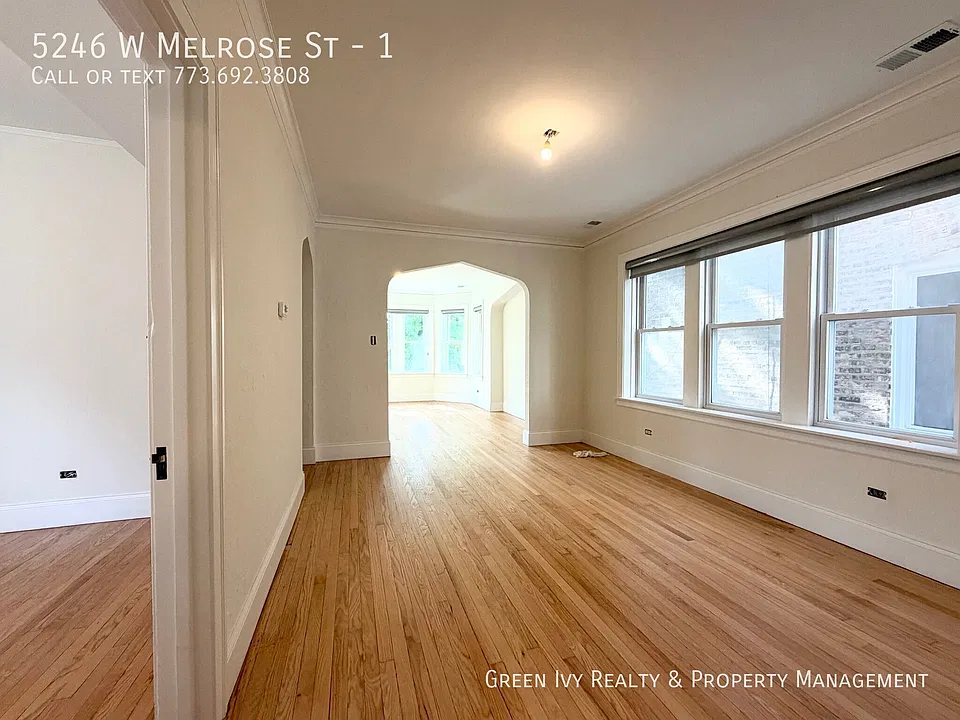 5246 W Melrose St #1