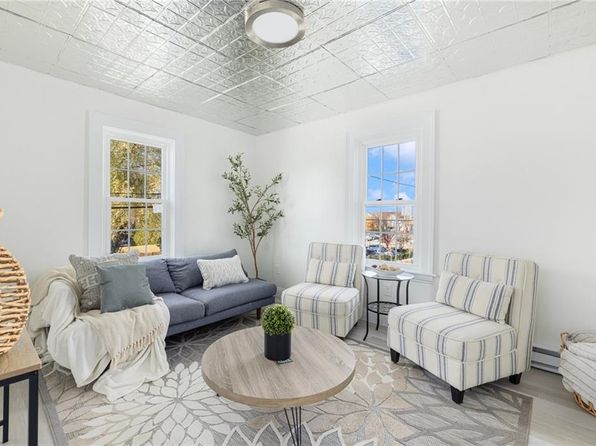 providence-rhode-island-65990863 picture