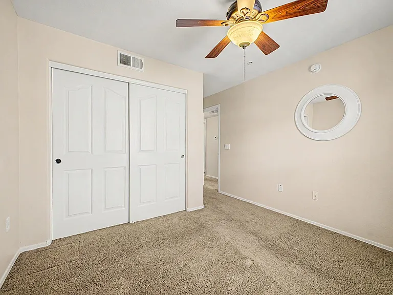 2402 E 5th St #1570 — Photo 20