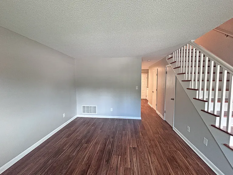 South Asheville Commons — Photo 39