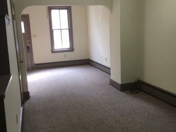 841 W Wood St #845, Coal Township, PA 17866