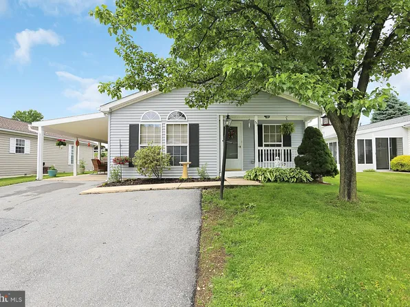 51 Westview Ter, Womelsdorf, PA 19567