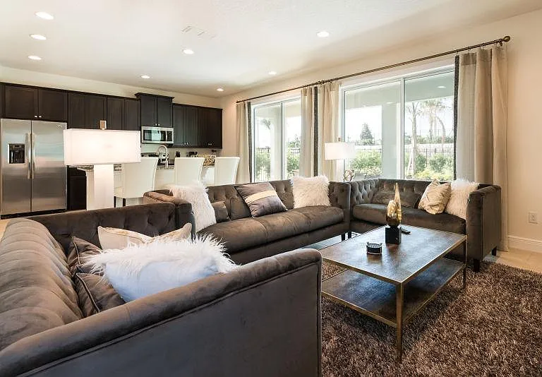 TheLivingRoom_B_
