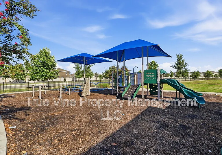2906 Millikan Dr — Photo 8