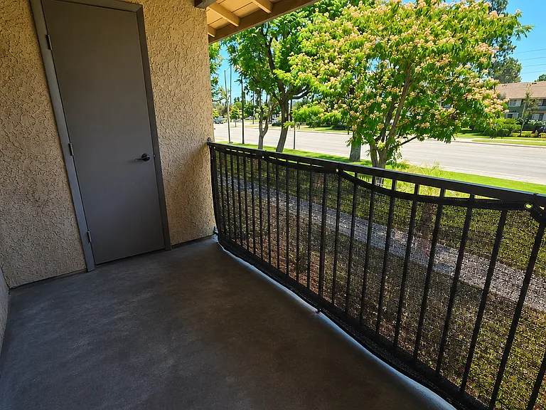 Cedar Crest Apartments — Photo 30