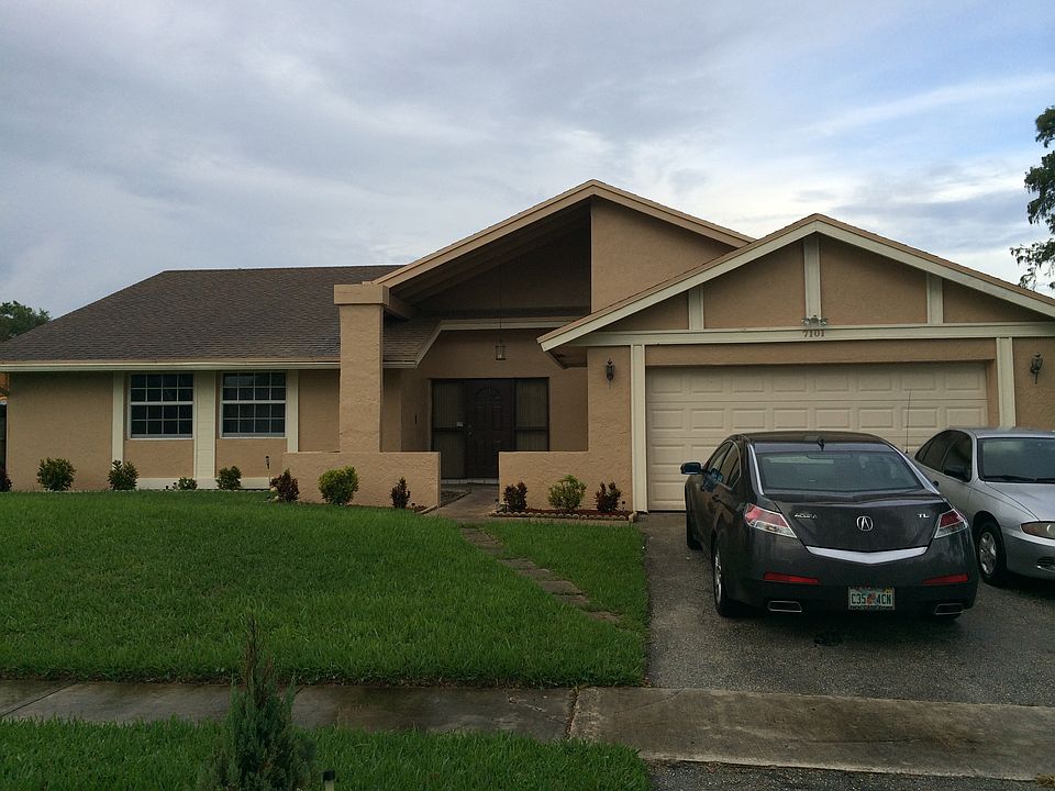1st image of 7101 NW 49th Ct
