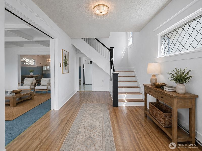 2nd image of 620 6th Street