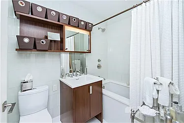 Rented by (Legacy) Elegran