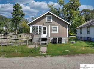 1616 Carter Blvd, Omaha, NE 68110