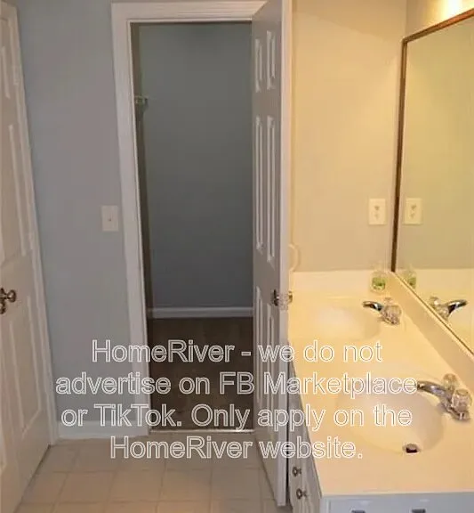 913 Prestwyck Ct — Photo 9