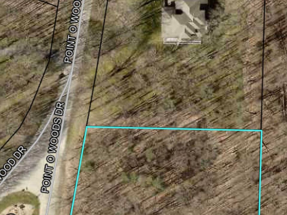 2nd image of 916 Point O Woods Dr