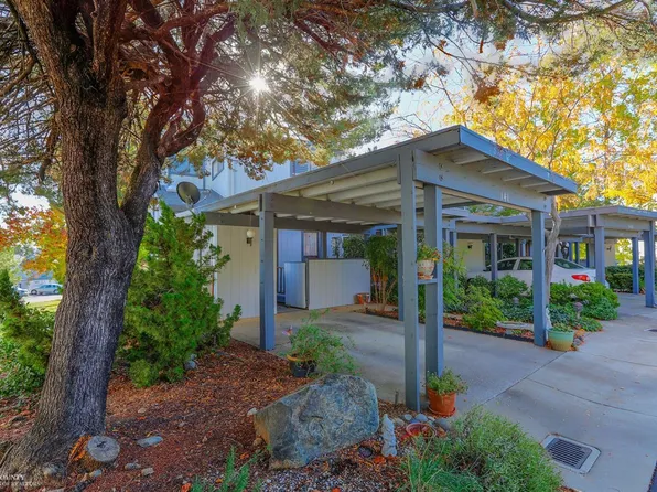 141 Rockwood Dr, Grass Valley, CA 95945