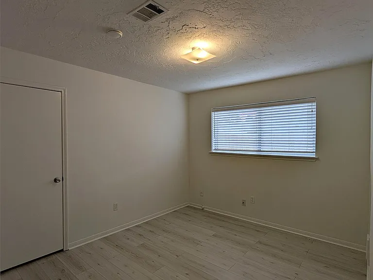 12214 Meadow Berry Dr — Photo 9