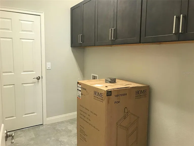 1437 Cypress View Ln — Photo 29
