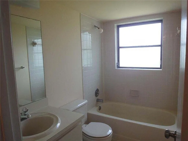 2213 Cypress Island Dr #308 — Photo 12