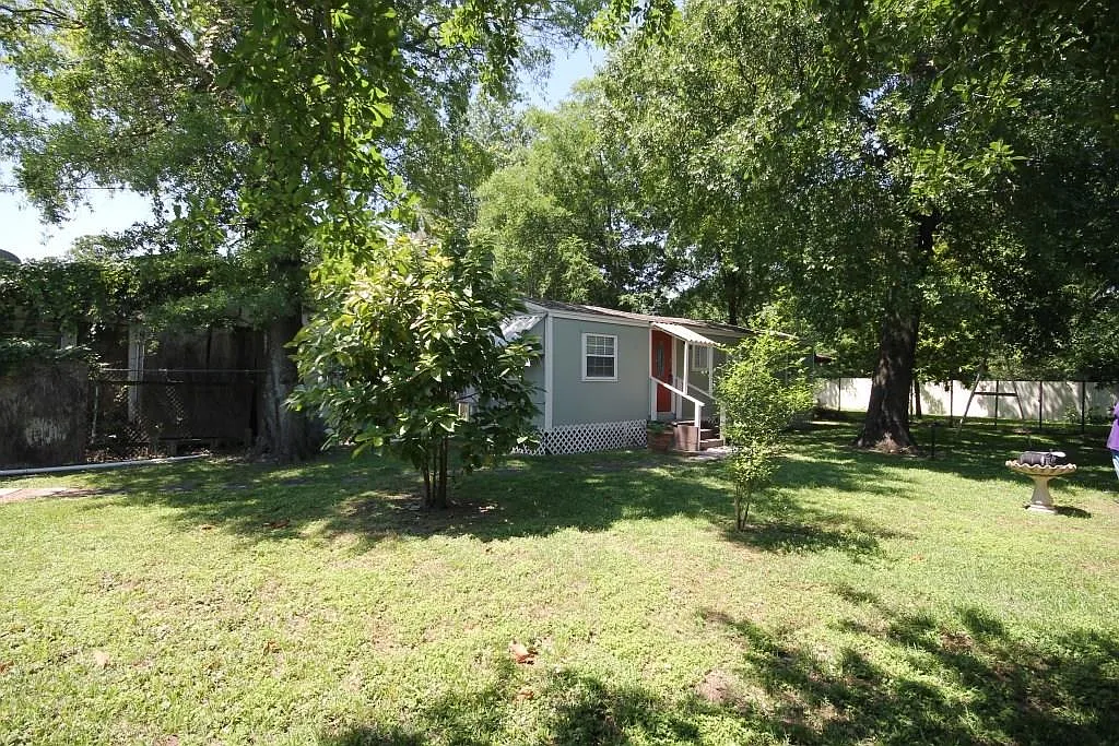1 bed, 1.0 bath, 480 sqft, $950 — Photo 4