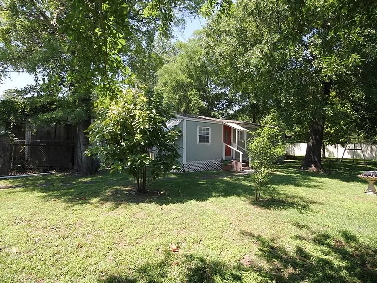 734A McDaniel St — Photo 4